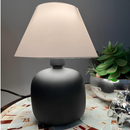 Abajur de Cerâmica para Cabeceira Luminária Decorativa Bivolt Luz Aconchegante – Allurie Home