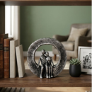 Escultura Decorativa Casal No Arco Enfeite De Luxo Para Mesa Rack Sala
