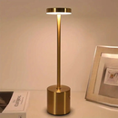 Luminária de Mesa LED Recarregável 3 em 1 com Toque – Abajur Moderno Cabeceira USB Tipo C Preto ou Dourado – Allurie Home